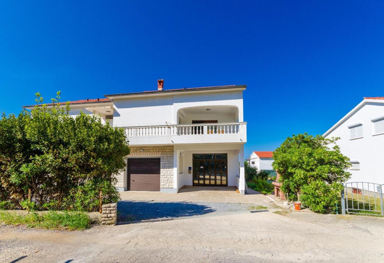 Apartments Slavica R Banjol Exterior foto